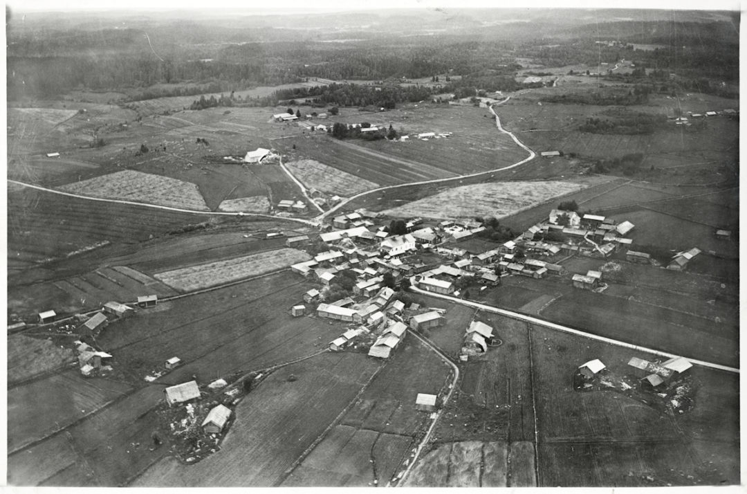 Hämäläis-Osakunnan valokuvia Koskelta Hl v. 1929: yleiskuvia Etolasta